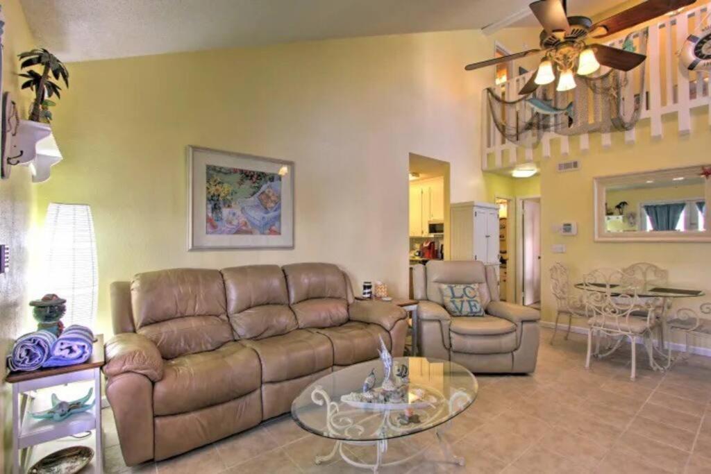 Cheerful 1-bedroom Townhouse With Spacious Loft Holiday home *